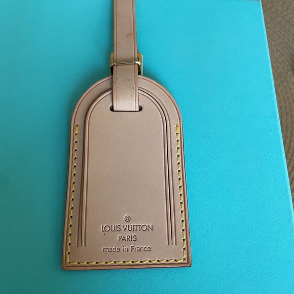 Louis Vuitton Luggage Tag Small Tan Nomade Leather w brass hw No Initials - Picture 1 of 4